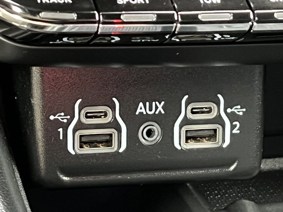 Used 2022 Dodge Durango R/T w/ Tow 'N Go Package image 37