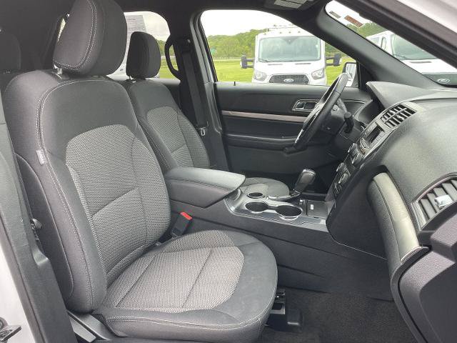 Certified 2018 Ford Explorer XLT FWD image 23
