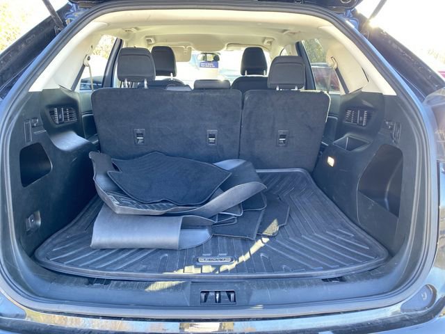 Certified 2022 Ford Edge SE w/ Black Appearance Package image 13