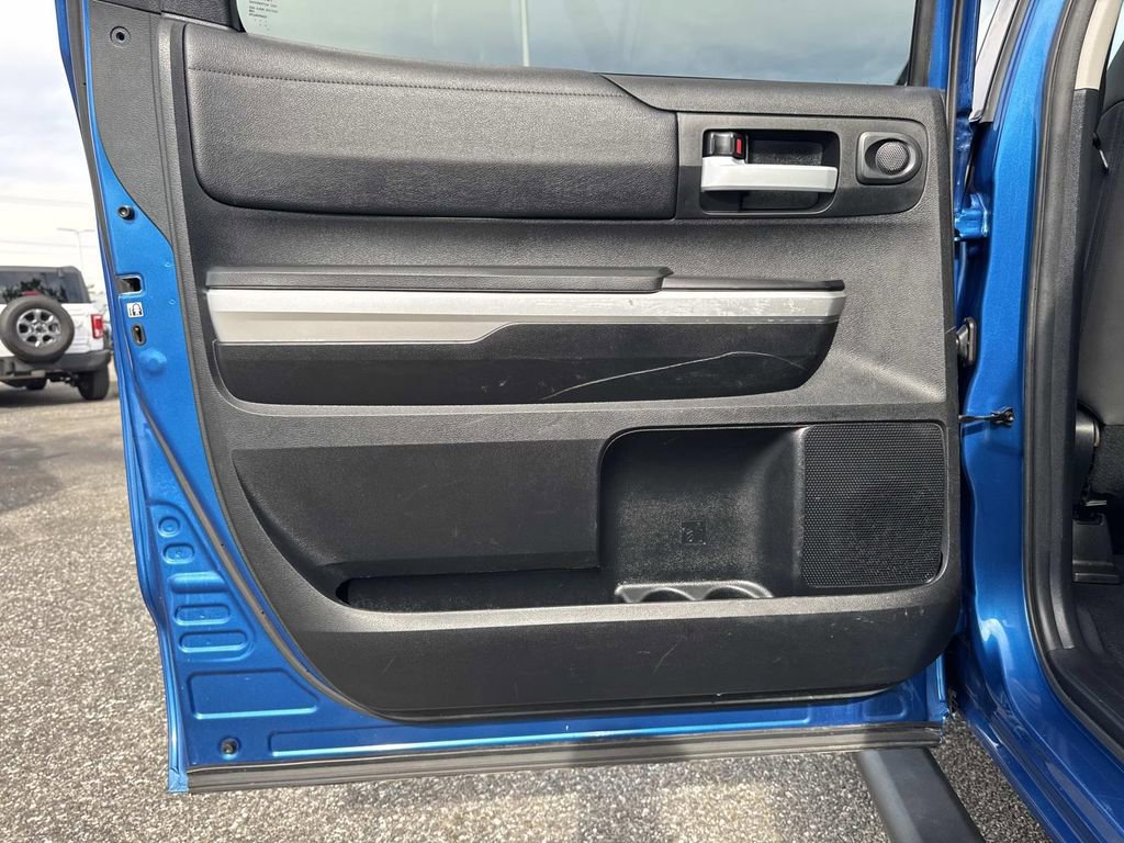 Used 2017 Toyota Tundra SR5 w/ SR5 Upgrade Package image 22