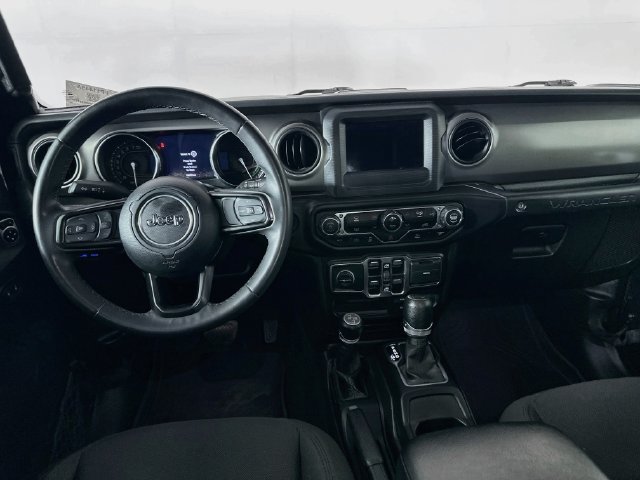 Used 2023 Jeep Wrangler Unlimited AWD/4WD image 30
