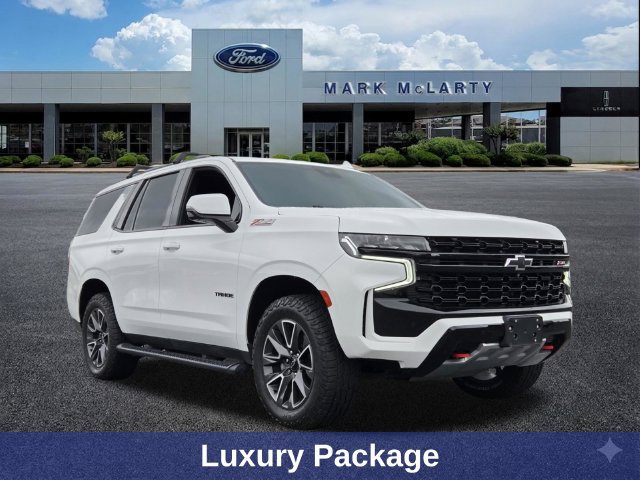 Used 2023 Chevrolet Tahoe Z71 w/ Luxury Package AWD/4WD image 8