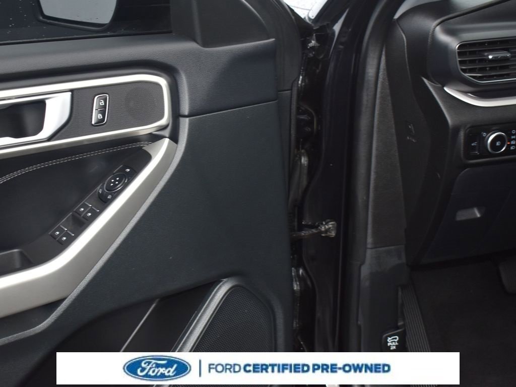 Certified 2023 Ford Explorer XLT w/ Equipment Group 202A image 6