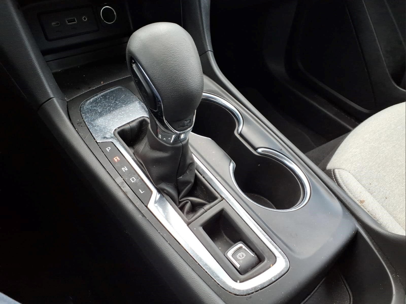 Used 2023 Chevrolet Equinox LT FWD image 22