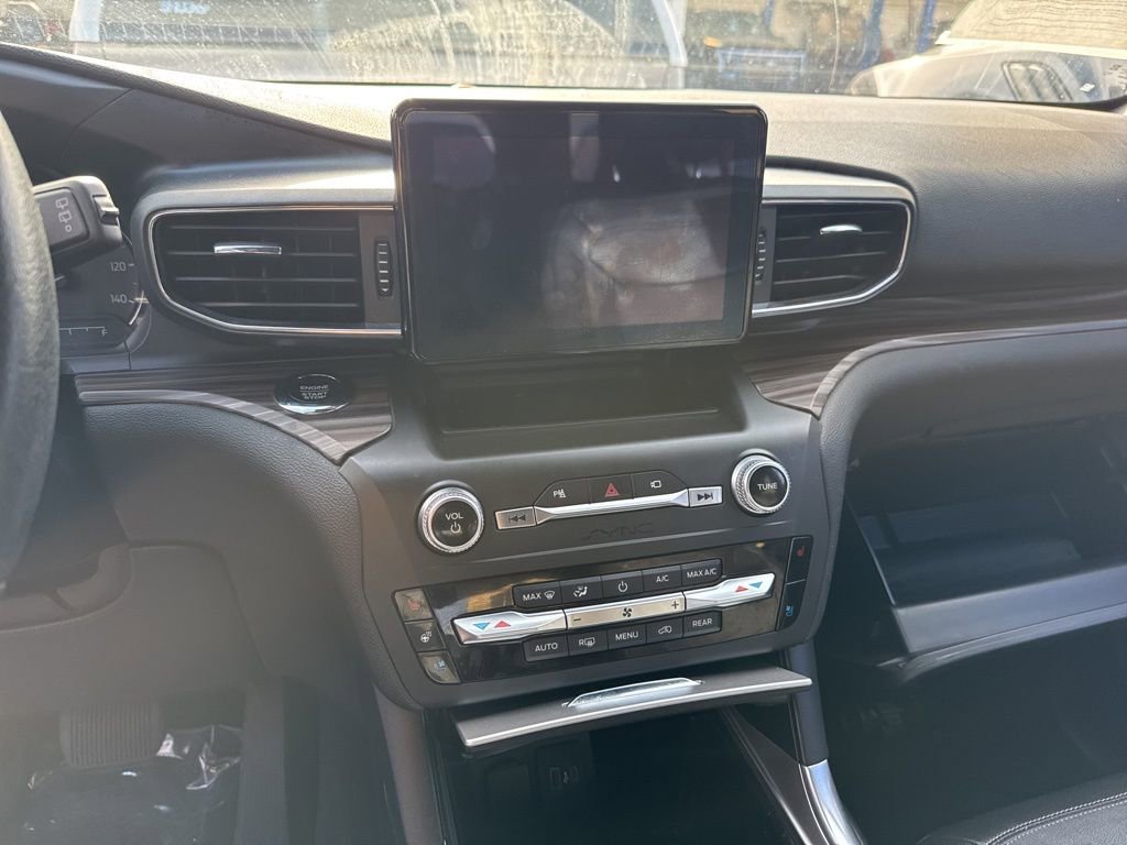 Certified 2020 Ford Explorer Limited image 8