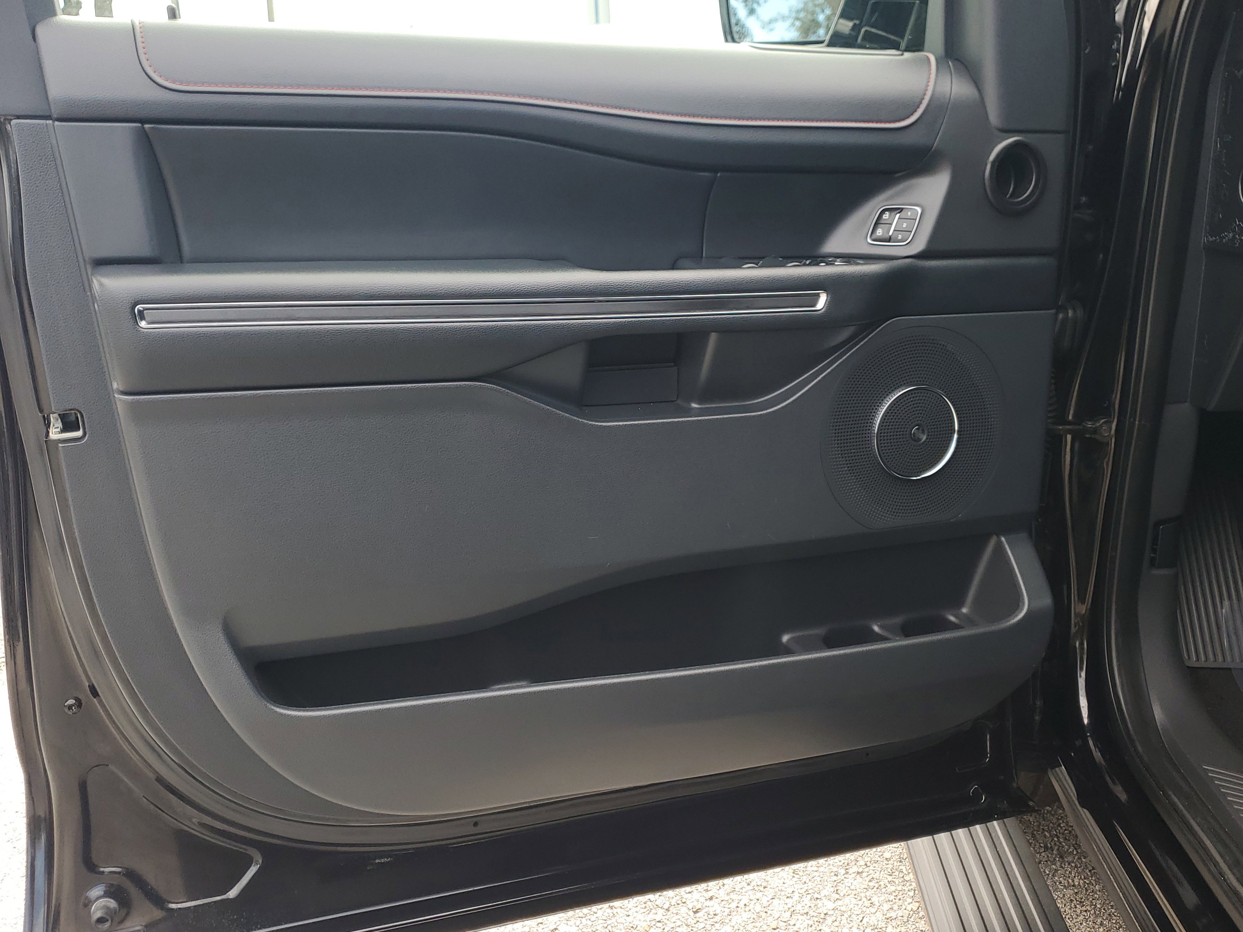 Certified 2023 Ford Expedition Max Limited image 20