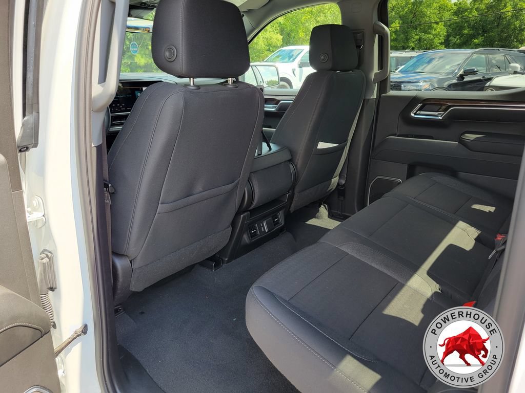 Used 2023 Chevrolet Silverado 1500 LT AWD/4WD image 14