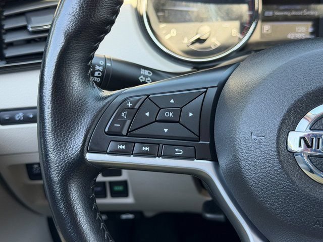 Used 2022 Nissan Rogue Sport SL AWD/4WD image 25