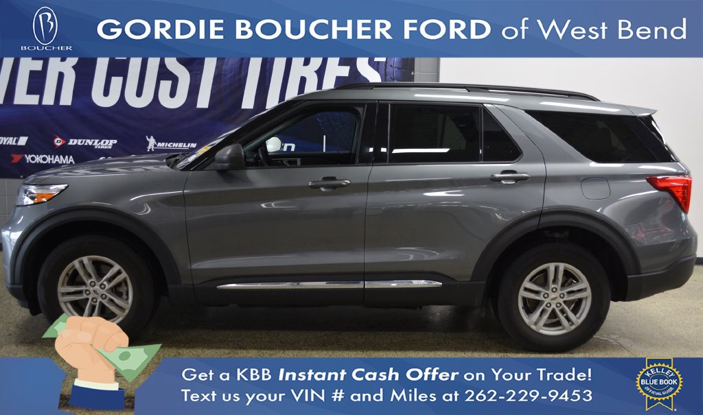 Certified 2024 Ford Explorer XLT w/ Equipment Group 202A AWD/4WD image 2