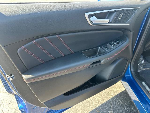 Certified 2024 Ford Edge ST-Line AWD/4WD image 29