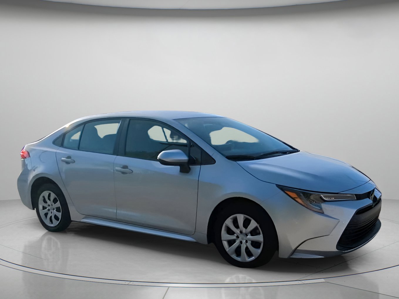 Used 2024 Toyota Corolla LE image 30