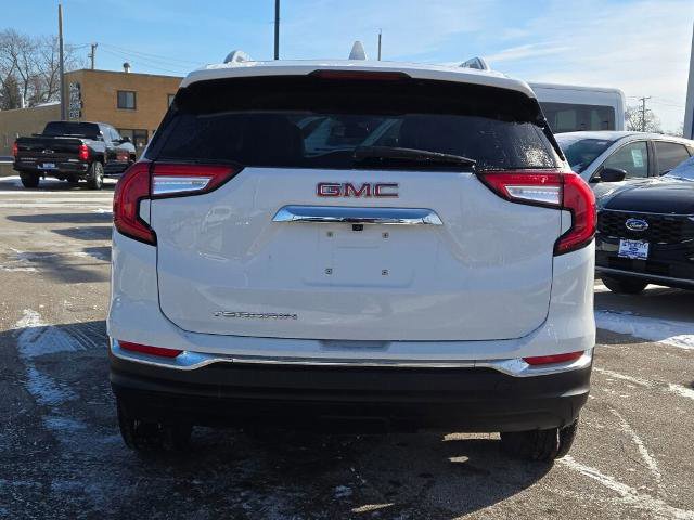 Used 2023 GMC Terrain SLT image 4