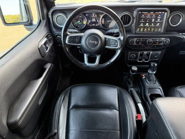 Used 2021 Jeep Wrangler Unlimited Sahara w/ Cold Weather Group AWD/4WD image 26