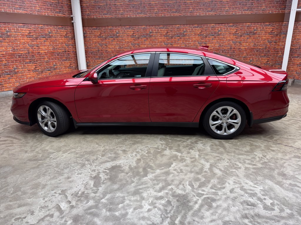 Used 2024 Honda Accord LX image 2