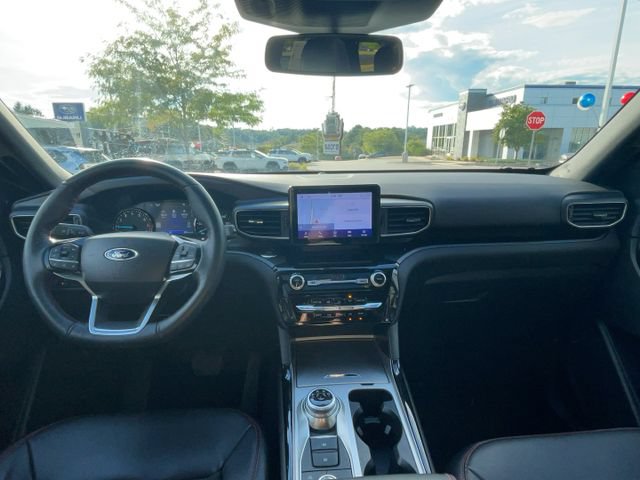 Certified 2023 Ford Explorer ST-Line w/ Class IV Trailer Tow Package AWD/4WD image 16