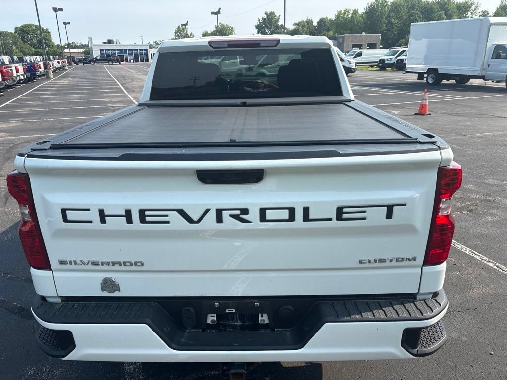 Used 2023 Chevrolet Silverado 1500 Custom AWD/4WD image 3