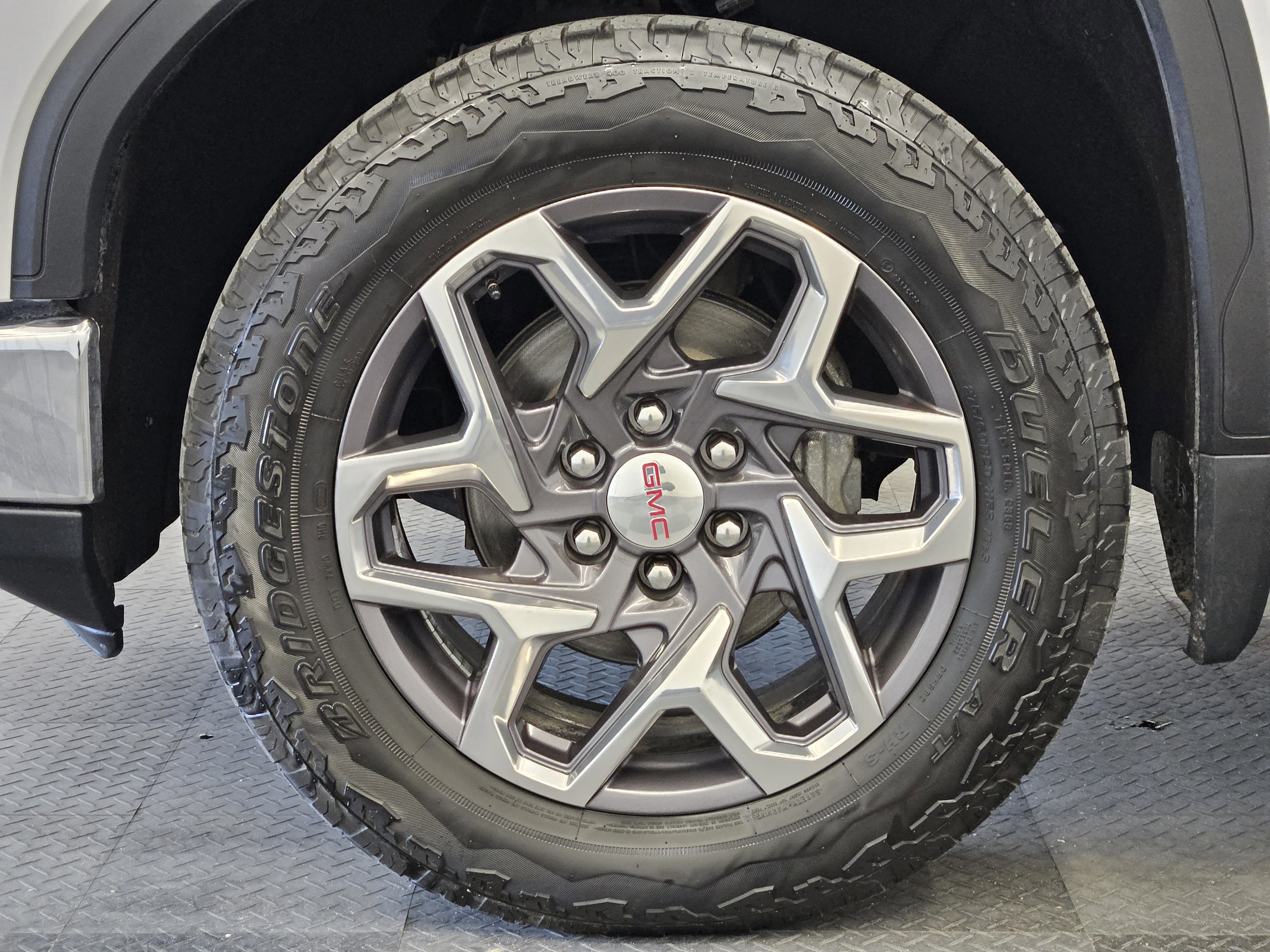 Used 2022 GMC Sierra 1500 SLT image 10