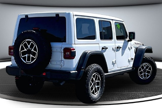 Used 2024 Jeep Wrangler Unlimited Rubicon w/ Technology Group AWD/4WD image 6