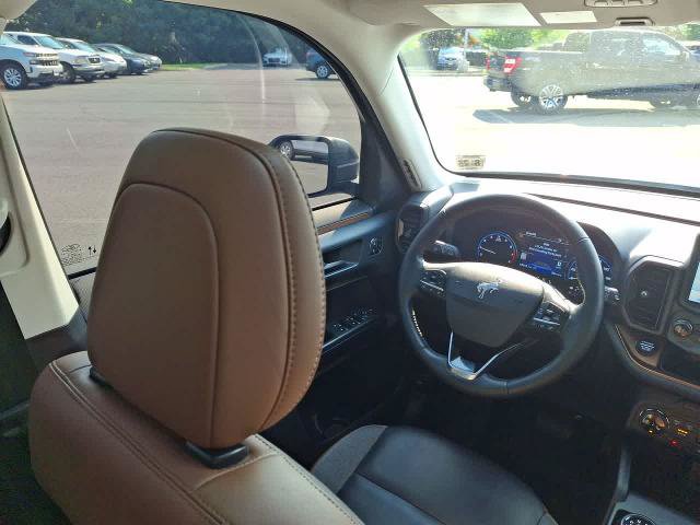 Certified 2023 Ford Bronco Sport Outer Banks w/ Tech Package AWD/4WD image 15