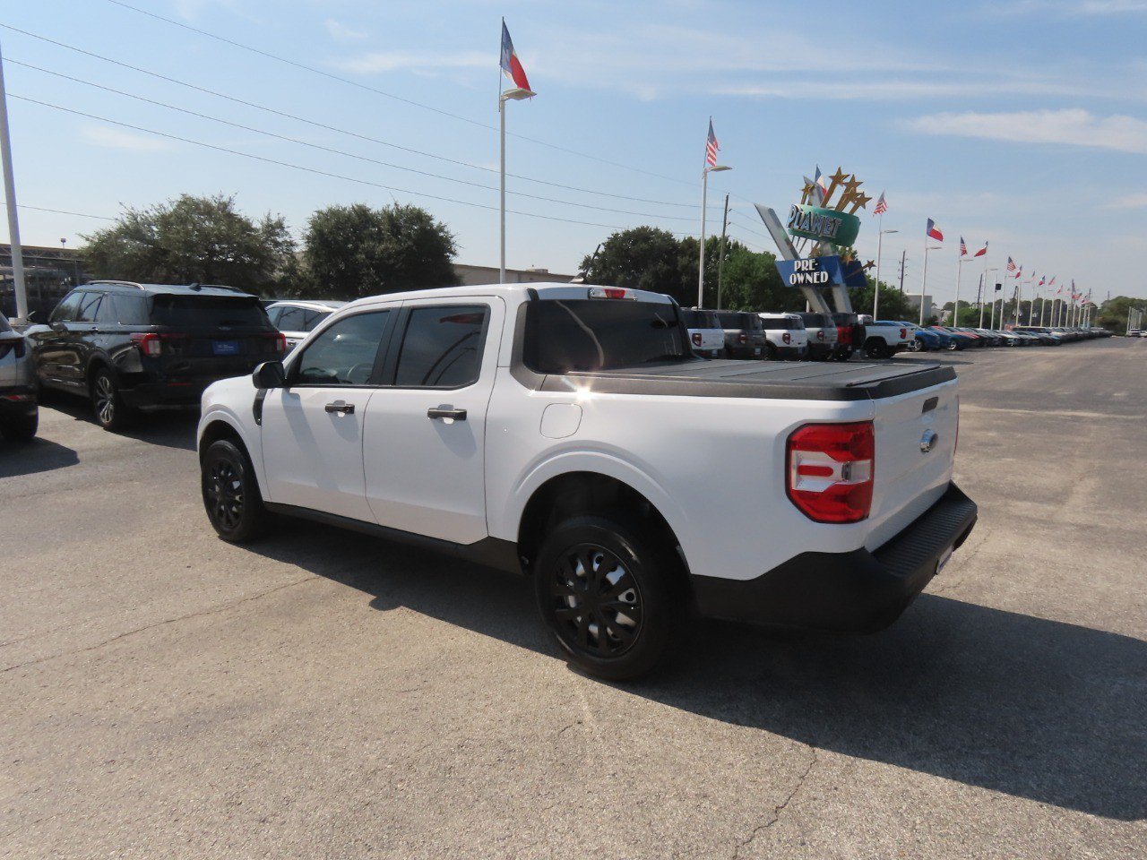 Certified 2022 Ford Maverick XL FWD image 16
