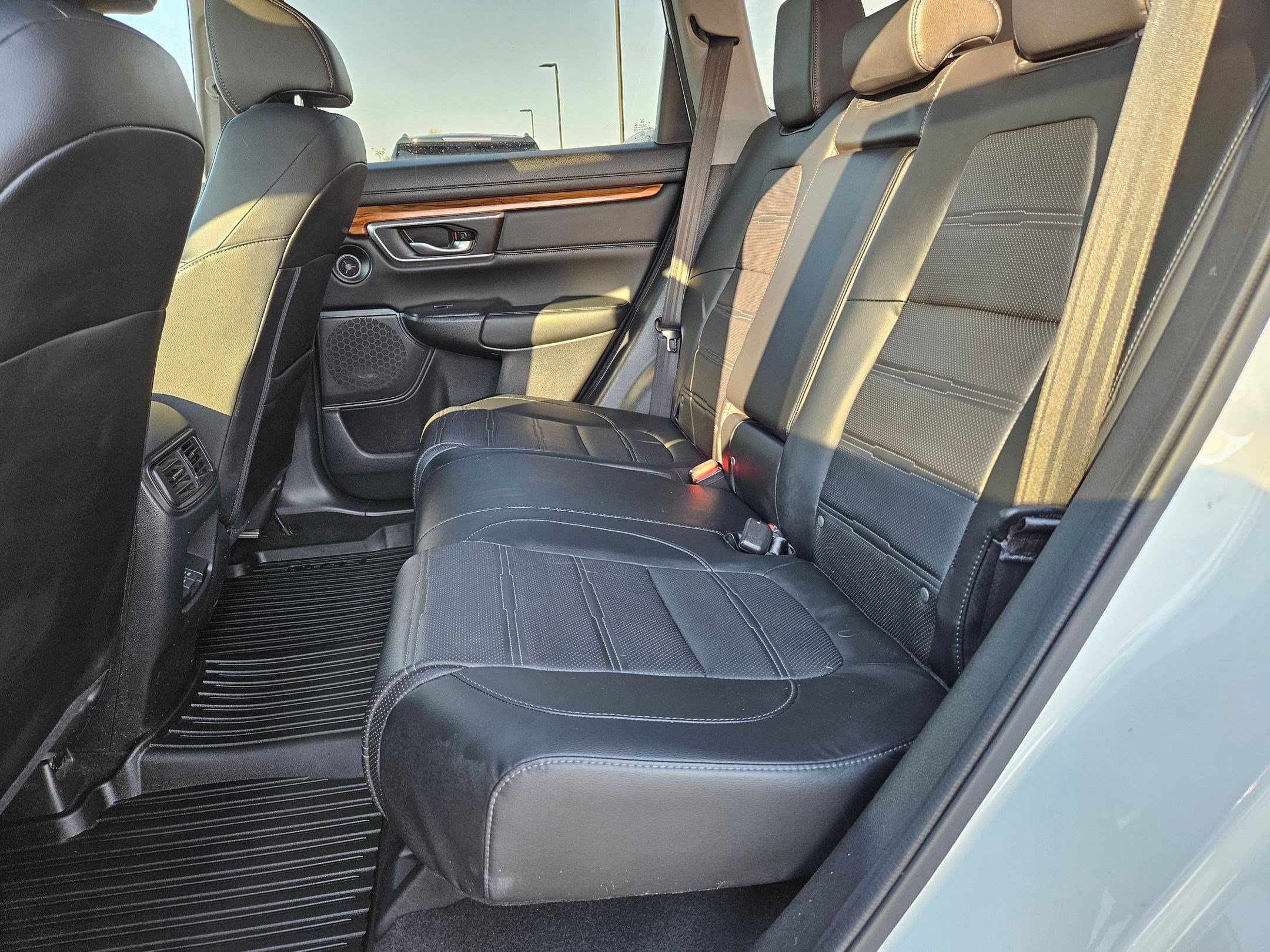 Used 2020 Honda CR-V EX-L image 29