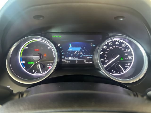 Used 2018 Toyota Camry XLE w/ Audio Package FWD image 14