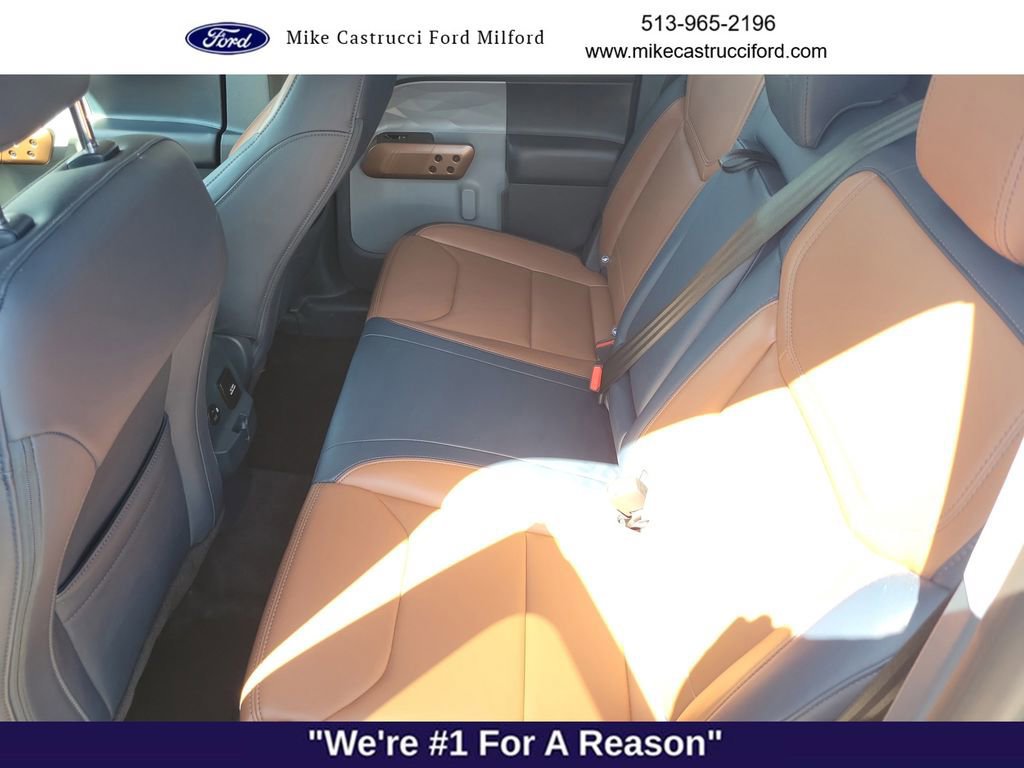 Certified 2024 Ford Maverick Lariat w/ 4K Tow Package AWD/4WD image 24