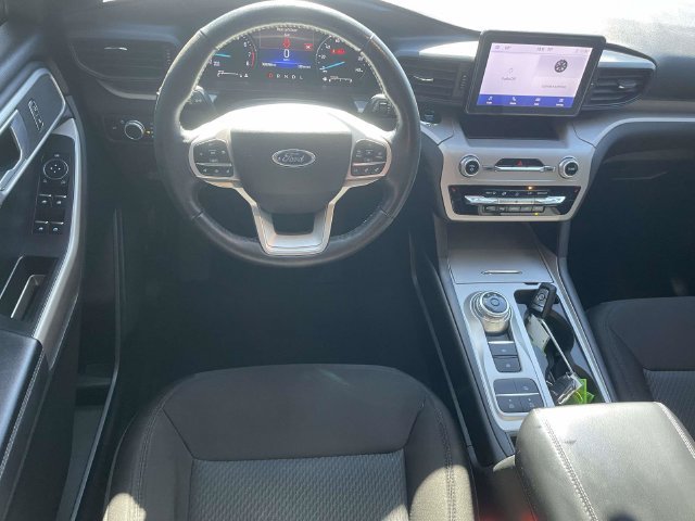 Certified 2023 Ford Explorer XLT RWD image 13