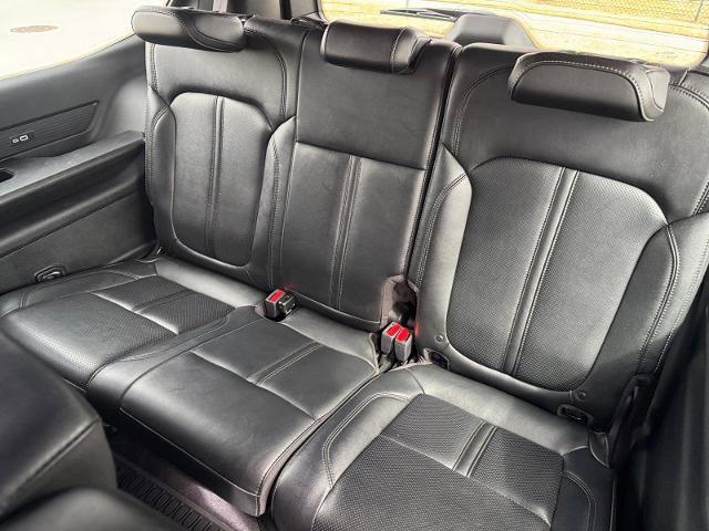Used 2022 Jeep Wagoneer Series II AWD/4WD image 19