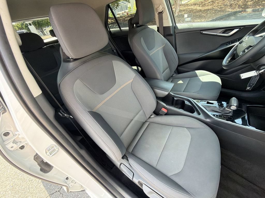 Used 2023 Kia Niro LX FWD image 25