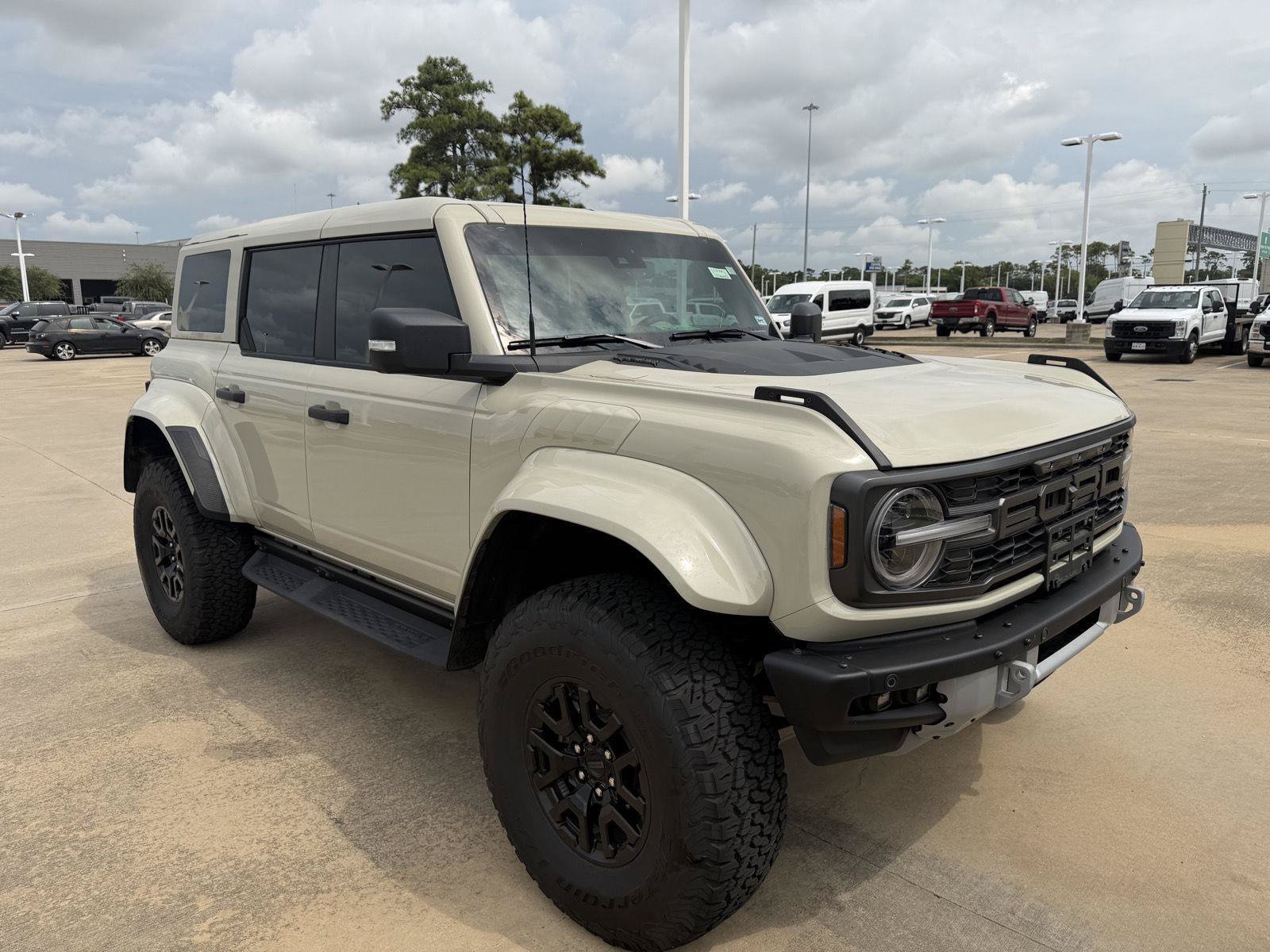Certified 2025 Ford Bronco Raptor AWD/4WD image 2