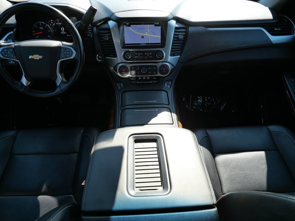 Used 2018 Chevrolet Suburban Premier AWD/4WD image 16