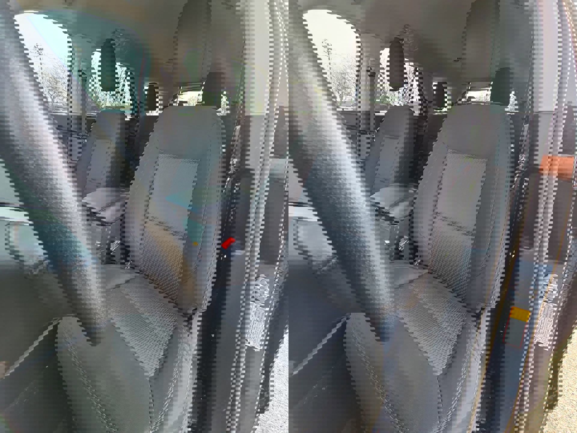 Certified 2022 Ford Explorer XLT image 11