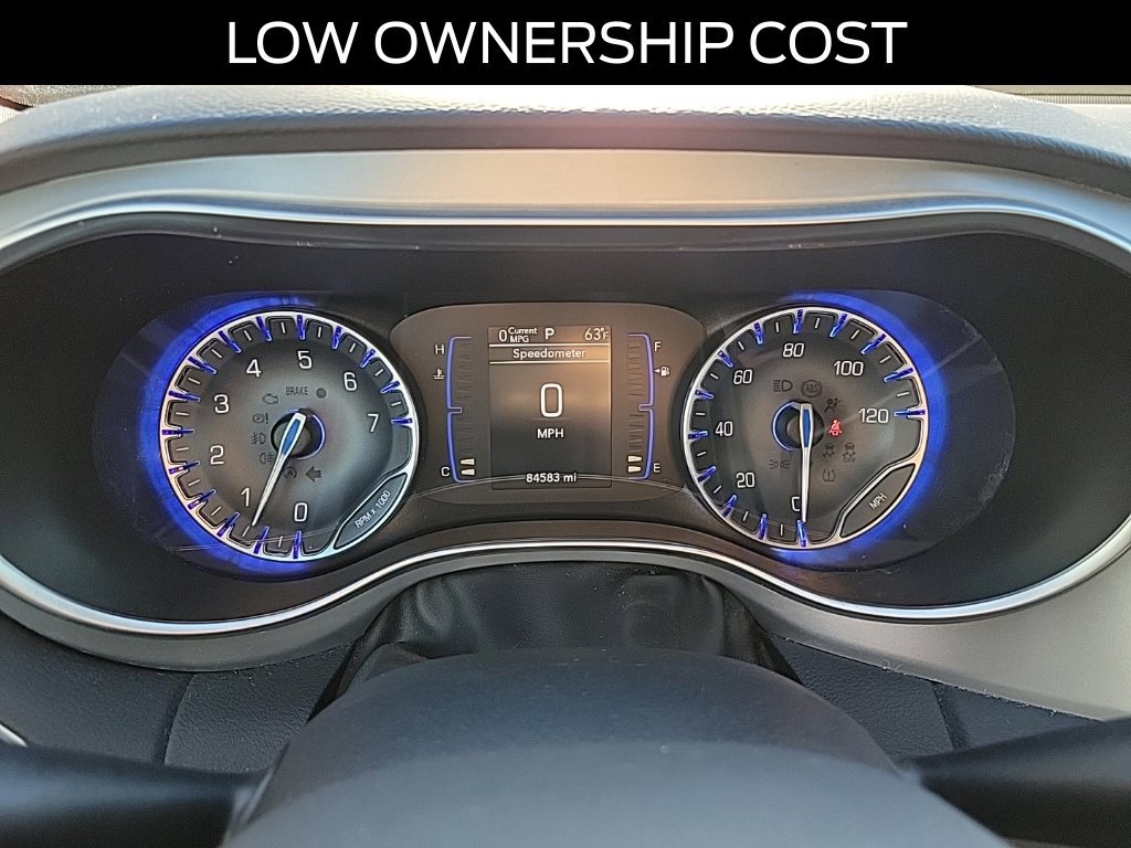 Used 2018 Chrysler Pacifica Touring Plus w/ S Appearance Package FWD image 27