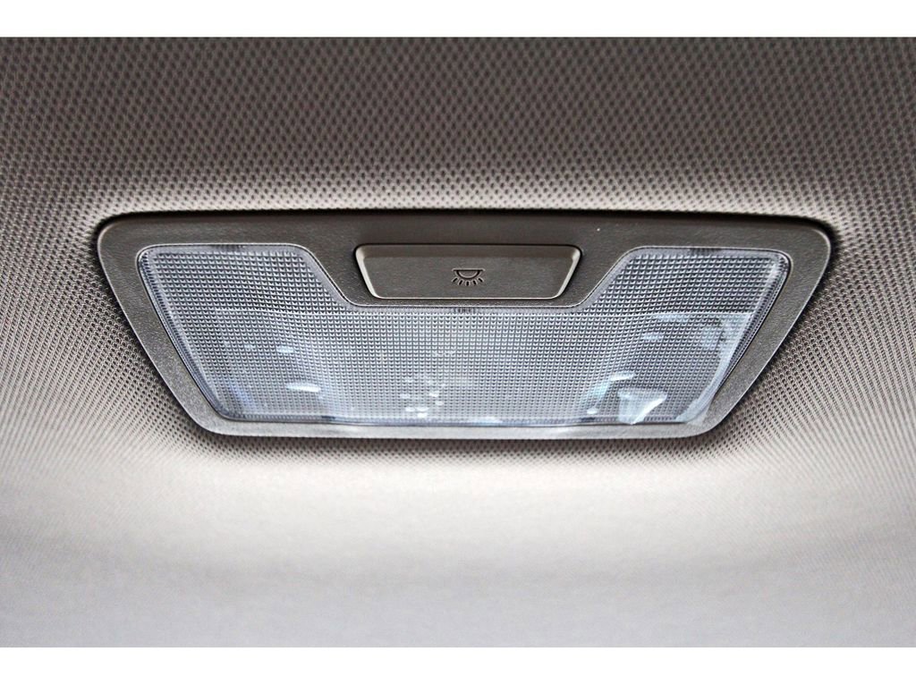 Used 2019 Hyundai Tucson Sport w/ Cargo Package FWD image 16