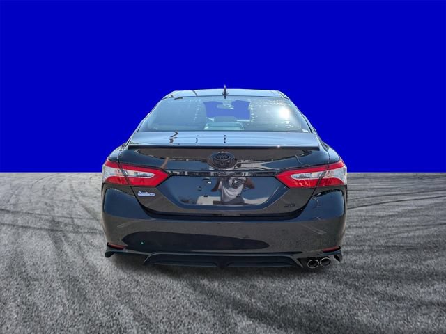 Used 2020 Toyota Camry SE FWD image 5