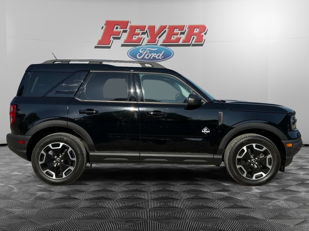 Certified 2023 Ford Bronco Sport Outer Banks w/ Tech Package AWD/4WD image 7