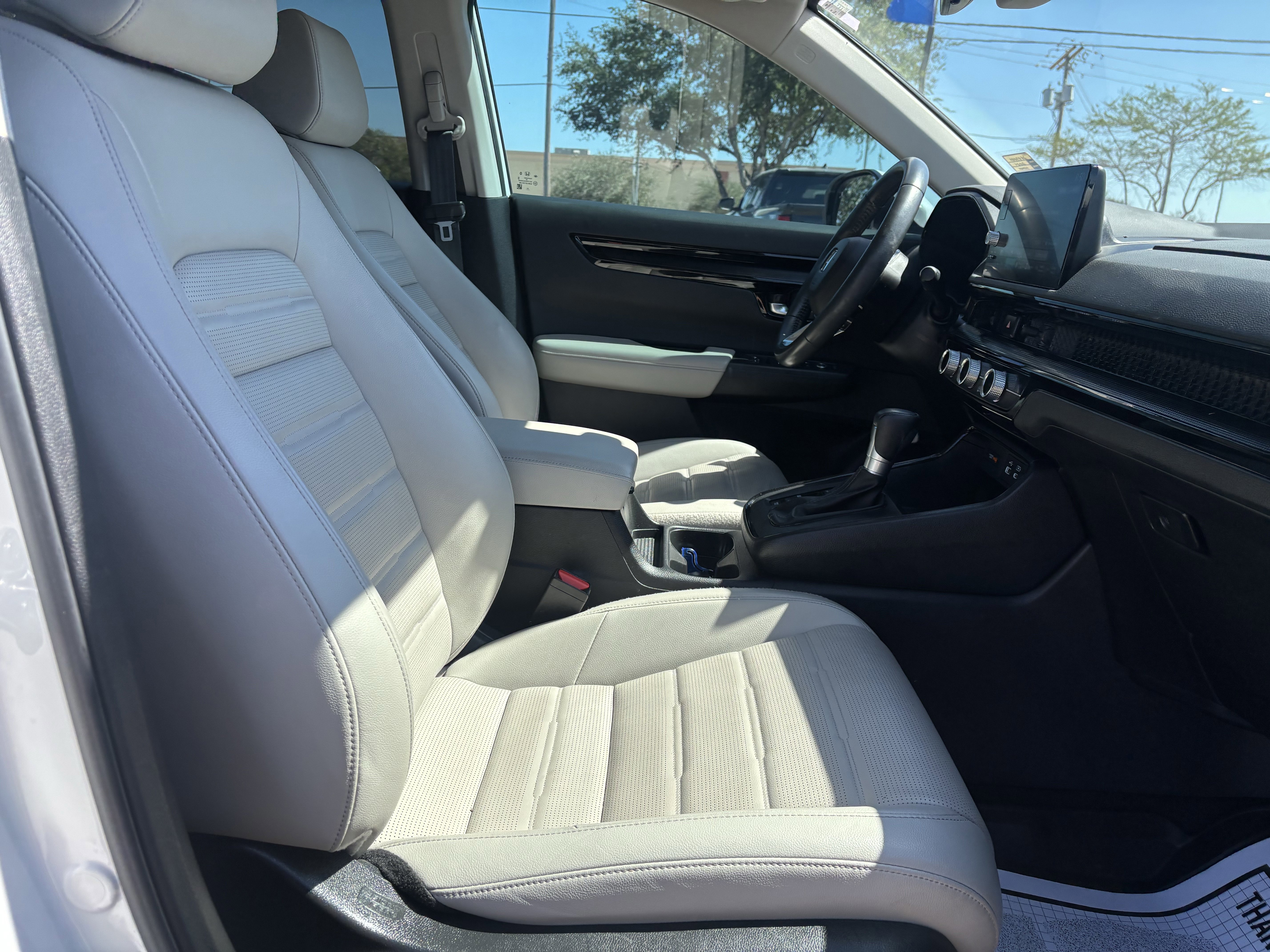 Used 2024 Honda CR-V EX-L image 25