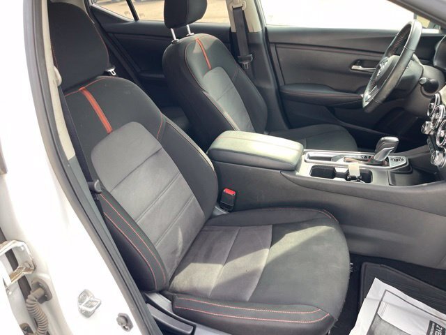 Used 2024 Nissan Sentra SR FWD image 19