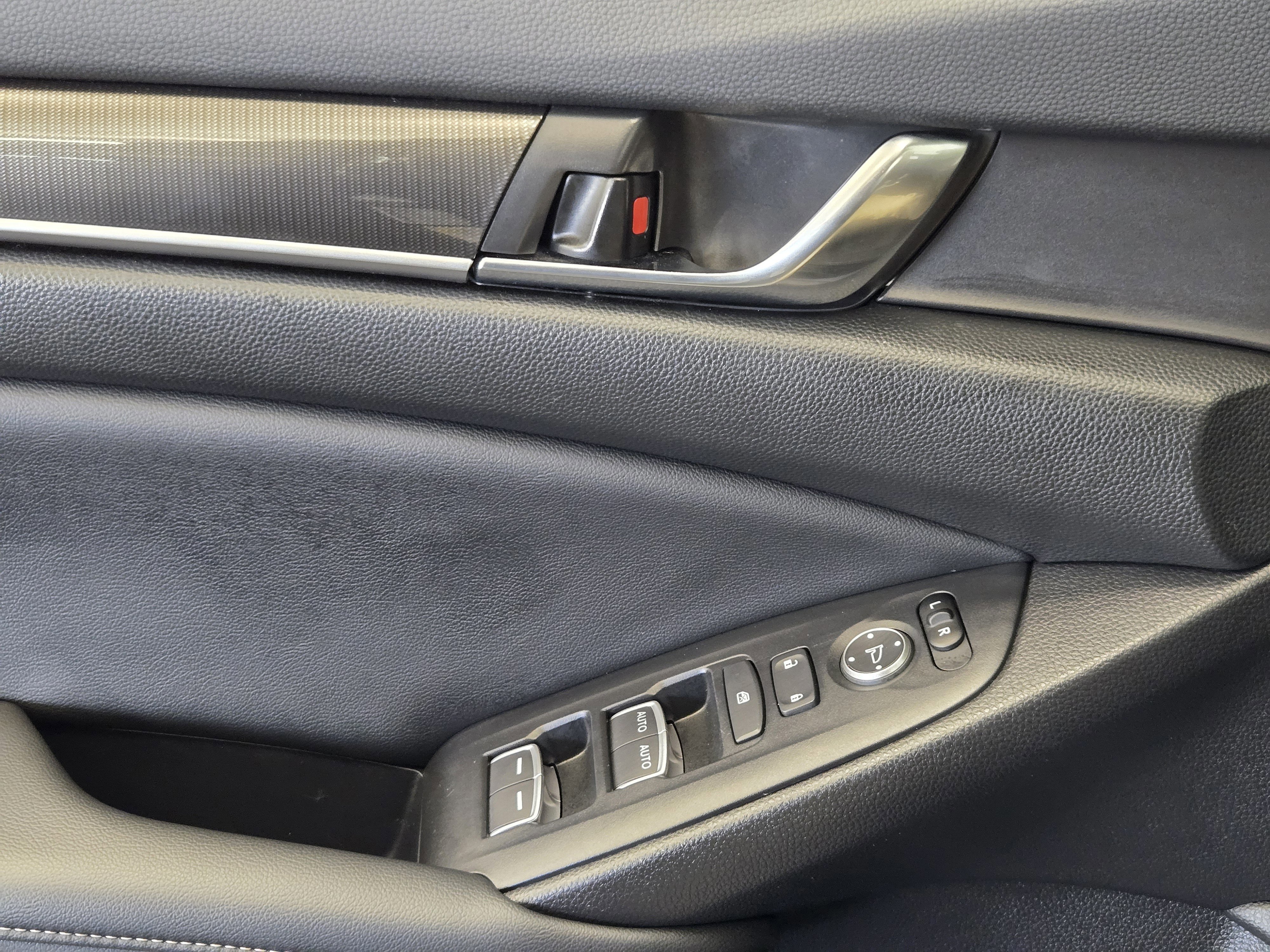 Used 2022 Honda Accord Sport image 22