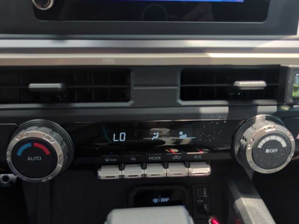 Used 2026 Toyota Tacoma TRD Sport AWD/4WD image 9