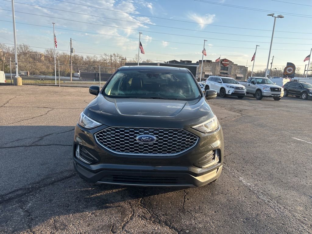 Certified 2024 Ford Edge SEL w/ Convenience Package image 6