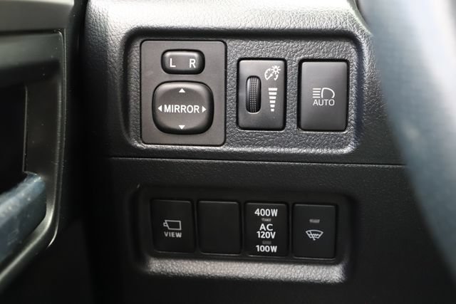 Used 2022 Toyota 4Runner Limited AWD/4WD image 40