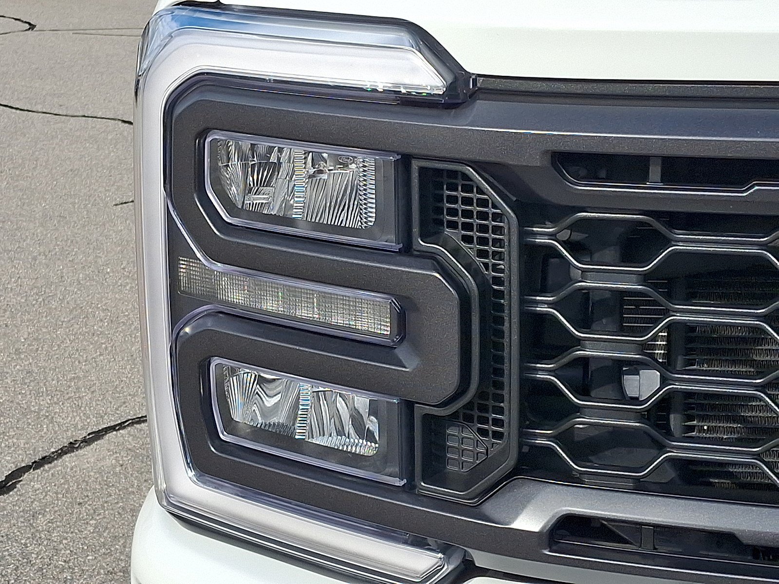 Certified 2024 Ford F250 Lariat w/ Lariat Ultimate Package AWD/4WD image 8