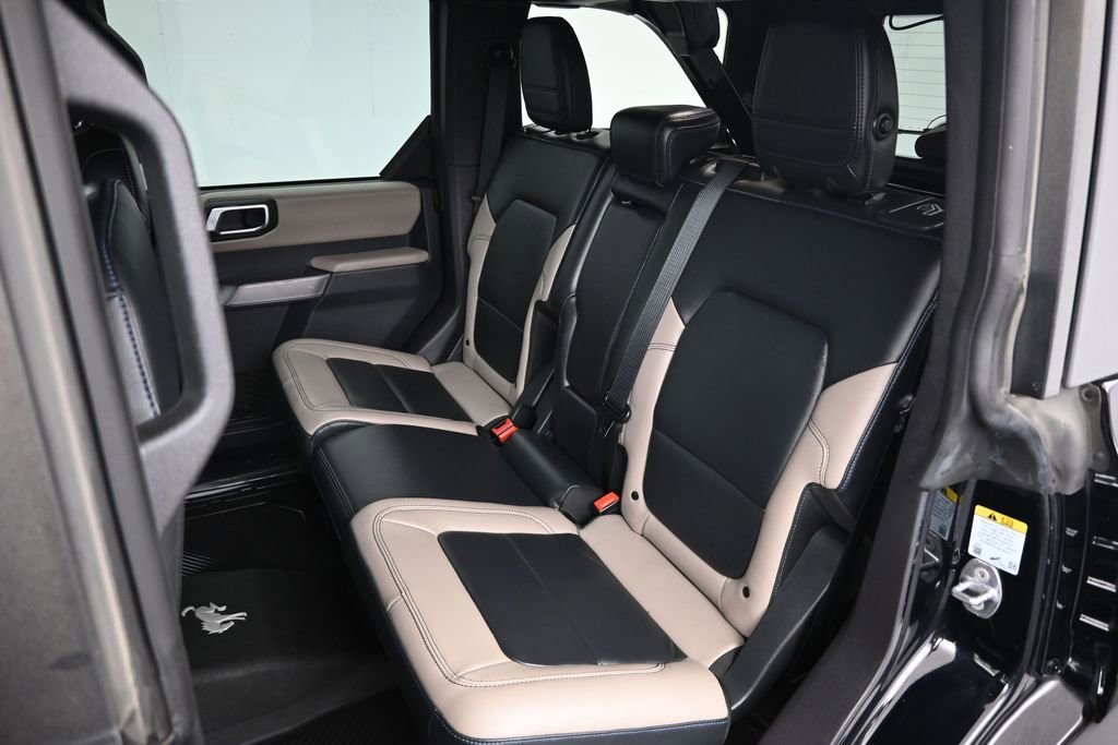Certified 2022 Ford Bronco Wildtrak AWD/4WD image 13