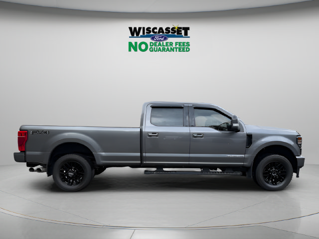 Certified 2022 Ford F350 Lariat w/ Black Appearance Package AWD/4WD image 6