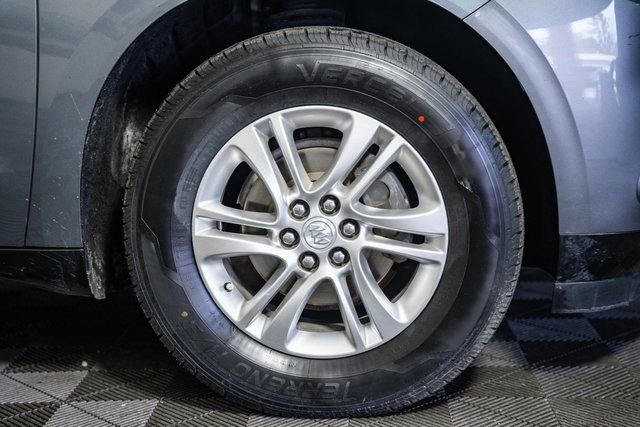 Used 2020 Buick Enclave Essence image 18