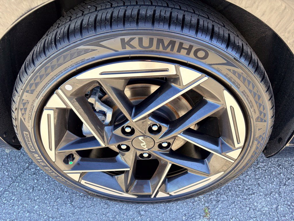 Used 2025 Kia K4 GT-Line FWD image 25