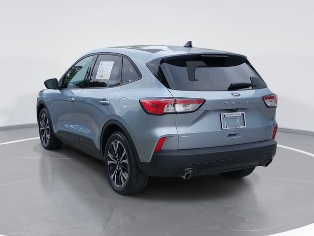 Certified 2022 Ford Escape SE w/ SE Sport Appearance Package FWD image 5