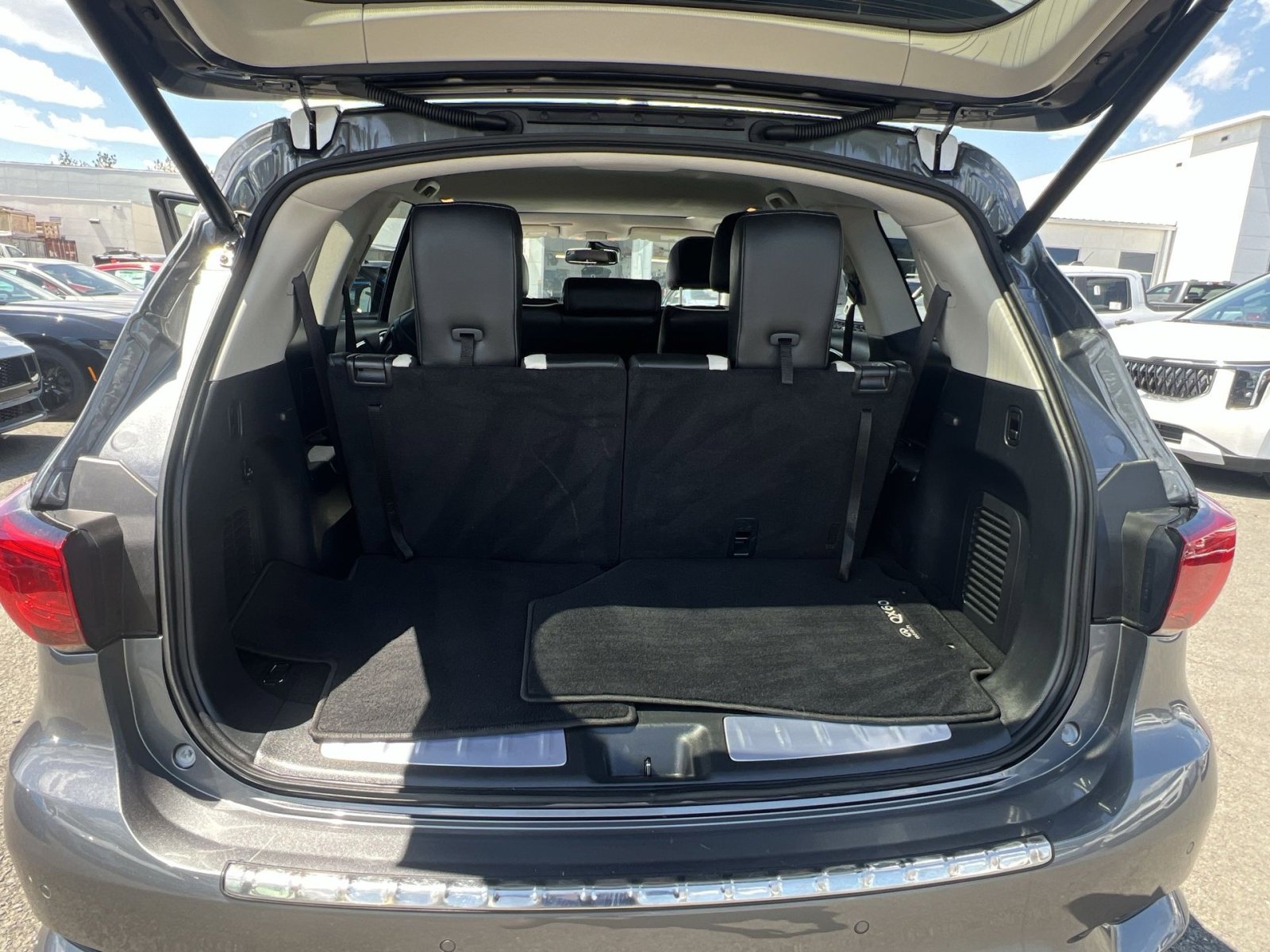 Used 2020 INFINITI QX60 Signature Edition AWD/4WD image 35